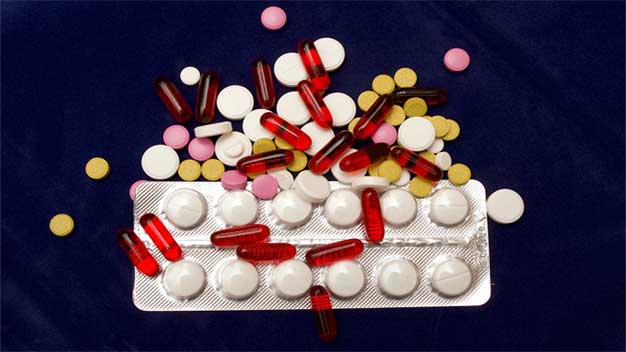 Nebezpečné lékové interakce odhalila ZP MV ČR loni u téměř 114 000 klientů