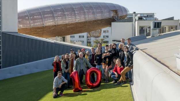 Centrum DOX hostí Jeden svět jako jediné festivalové místo s rozsáhlou VR sekcí.