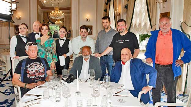 Hrušínský, Krampol, Sobota, Přeučil – čtveřice, co si chce stáří užít