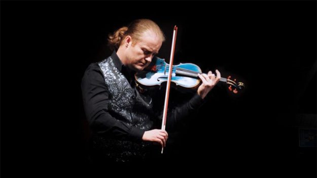 Hudba mezi lokomotivami