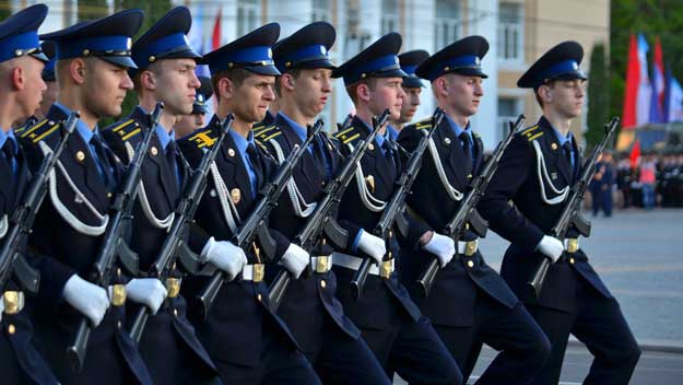 17. listopad. Mene tekel. Dvojí výstraha