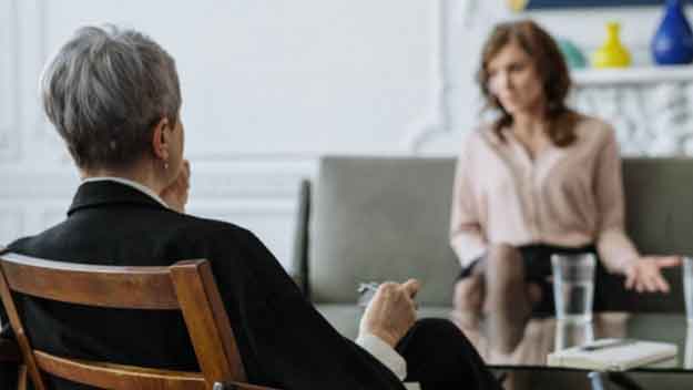 Specializované internetové stránky nabízejí psychologickou pomoc