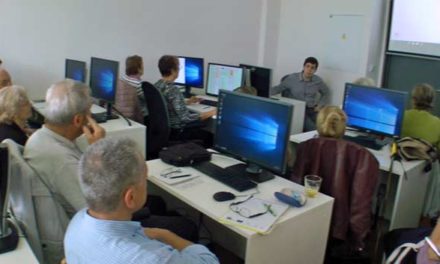 Senioři začínají být v online světě jako doma