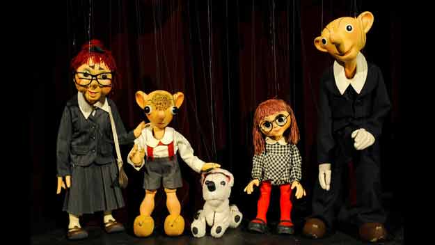 Divadlo Spejbla a Hurvínka jako světový fenomén. Stále hraje