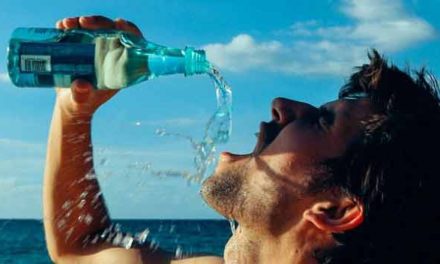 Za únavu i zápach z úst může špatný pitný režim