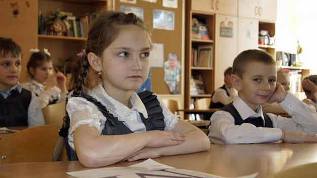 Více než 2 500 učebnic, na kterých lze ušetřit až 60 %