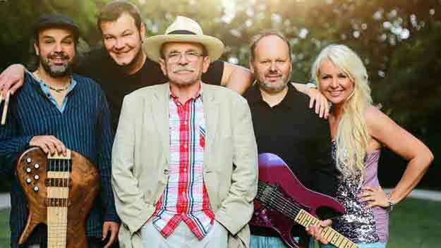 Letošní jaro oživí koncerty oblíbený skladatel Jaroslav Uhlíř