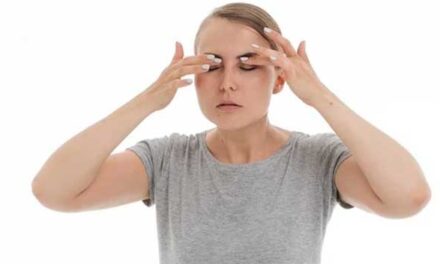 Tři nejčastější důvody, proč vás pálí oči a jak jim rychle předejít