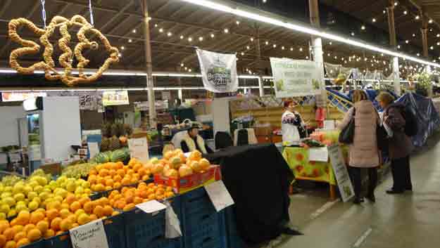 <a href="https://www.tvpraha7.cz/holesovicka-trznice-oziva-pohodovou-atmosferou-adventu/">Holešovická tržnice ožívá pohodovou atmosférou Adventu</a>