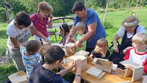 Botanická zahrada v Troji nabízí aktivity pro seniory i vnoučata